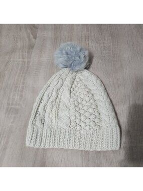 Club Monaco Cashmere Beanie Hat Cap Pom Pom Top Ivory One Size Cable Knit